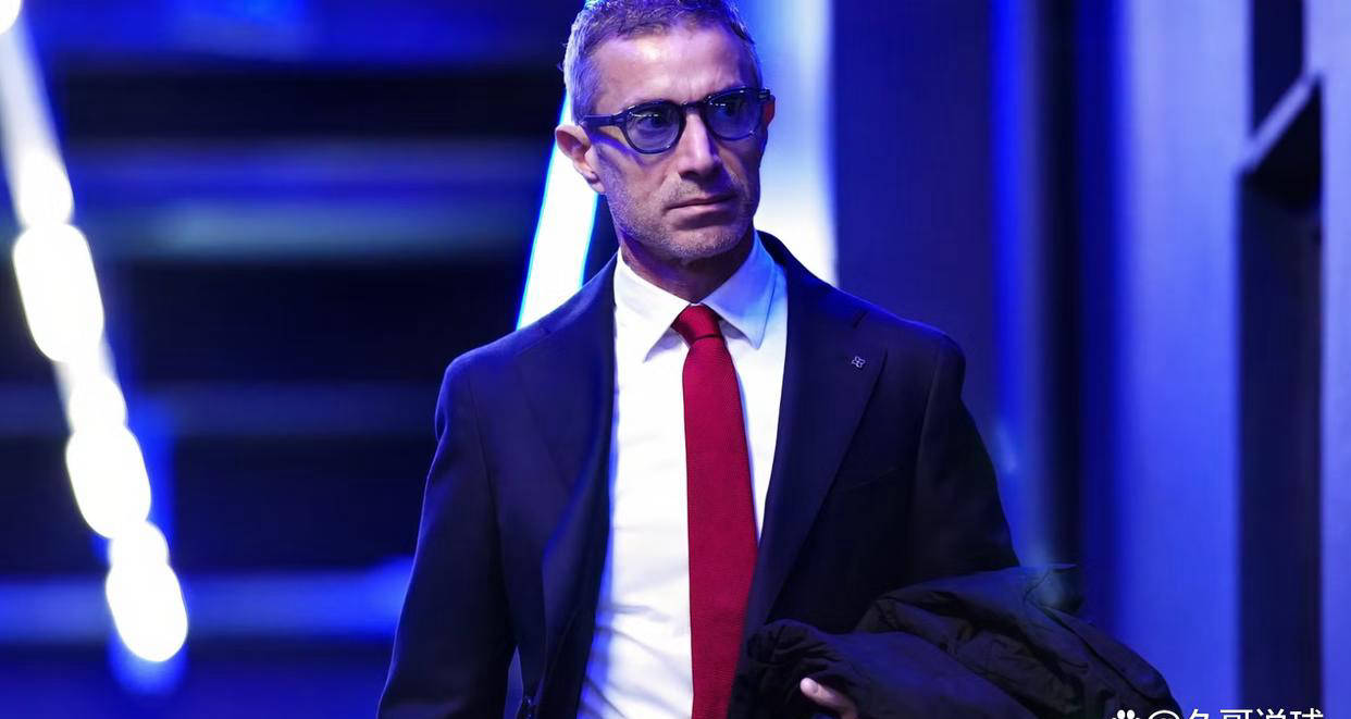 开云中国官网-赛地聚焦——全明星赛关键时刻热度飙升，阿森纳队长鼓劲，目标明确，更衣室氛围转暖的简单介绍