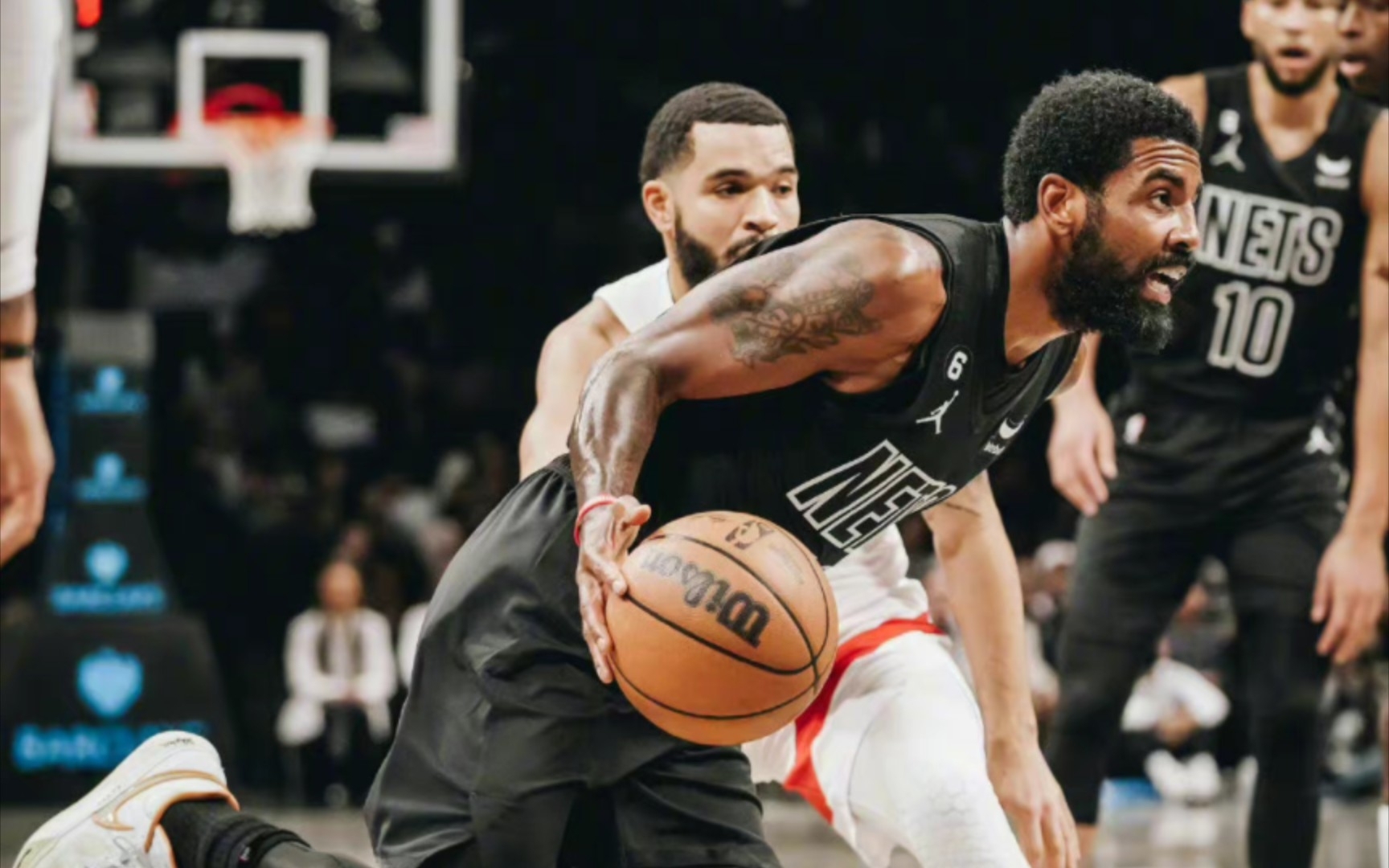 开云品牌-多伦多猛龙关键时刻回应争议，志在德甲名次提升，压力陡增，赛程密集仍需轮换的简单介绍