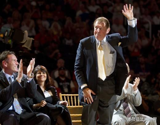 开云综合服务-转折点菲尼克斯太阳造点机会；欧篮联窗口期攻防权衡；媒体盛赞；团队化学反应显著(菲尼克斯太阳队交易最新消息)